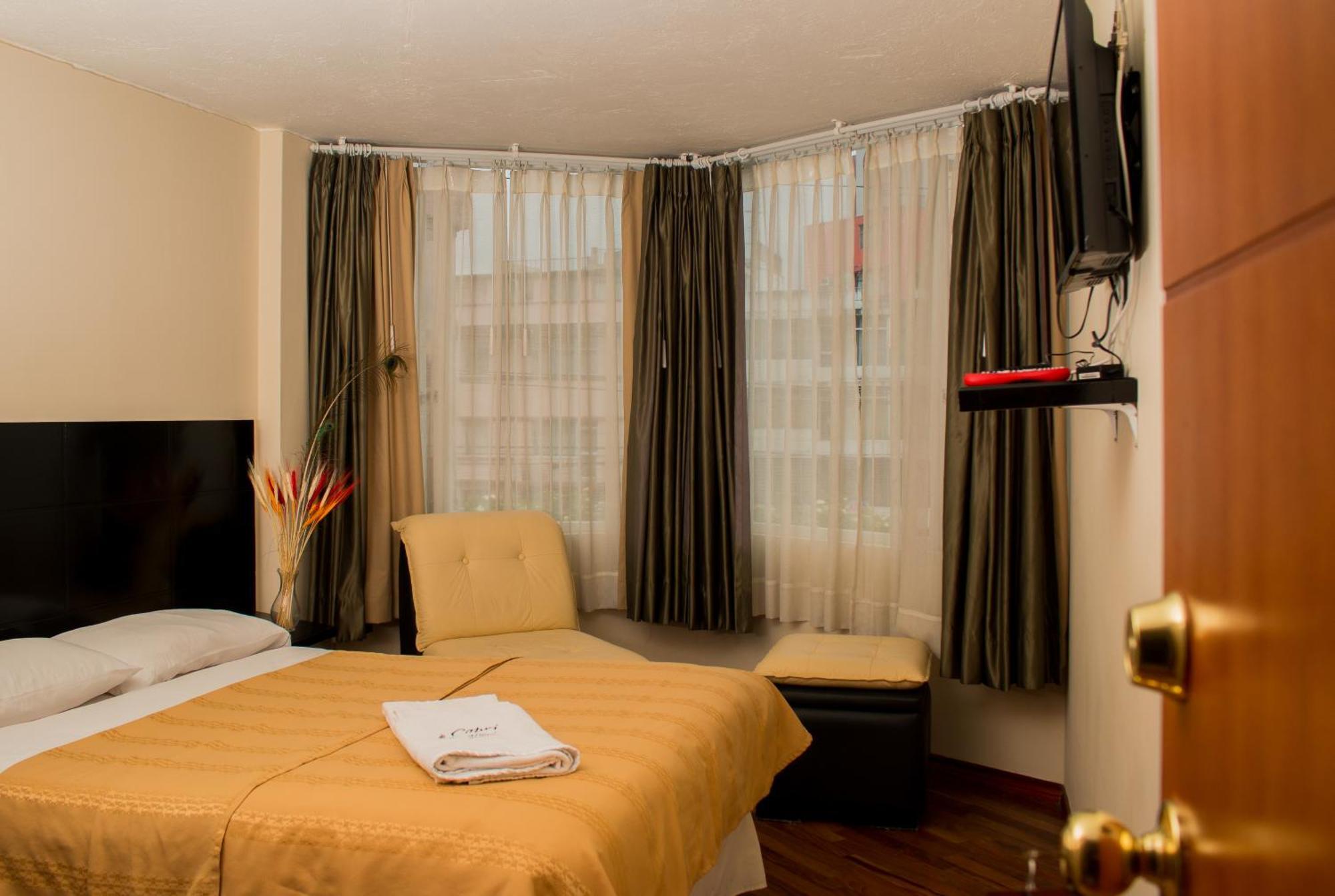 Hostal Capri Quito Bagian luar foto