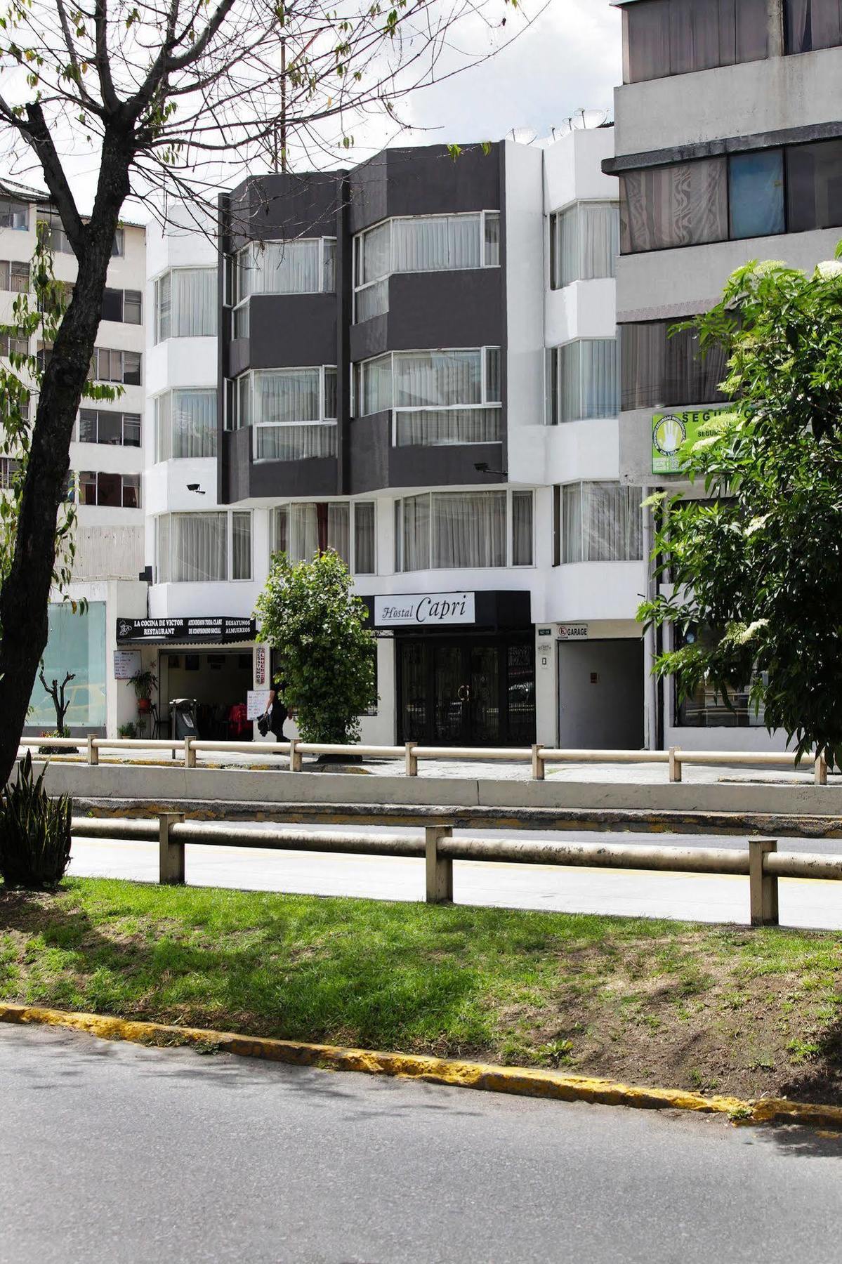 Hostal Capri Quito Bagian luar foto