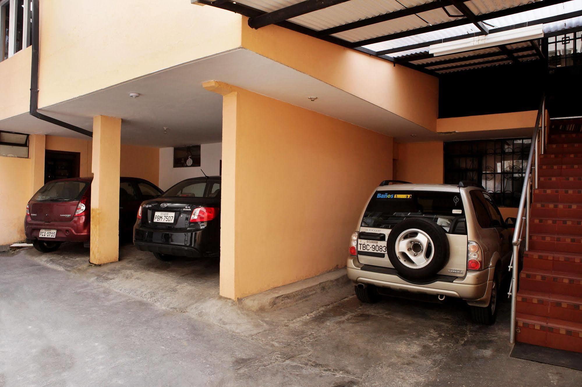 Hostal Capri Quito Bagian luar foto